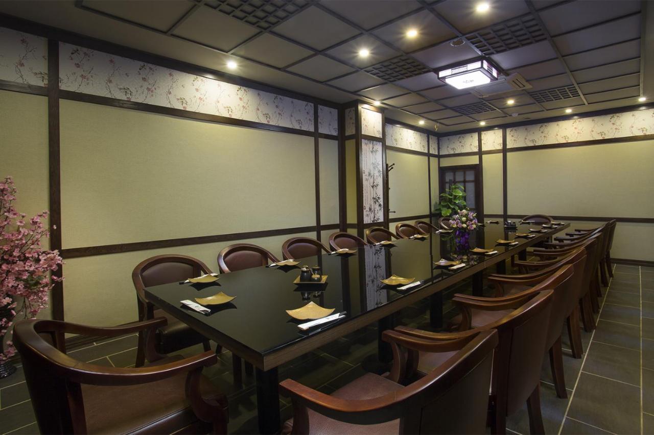 Oasis Hanoi Hotel Exterior photo